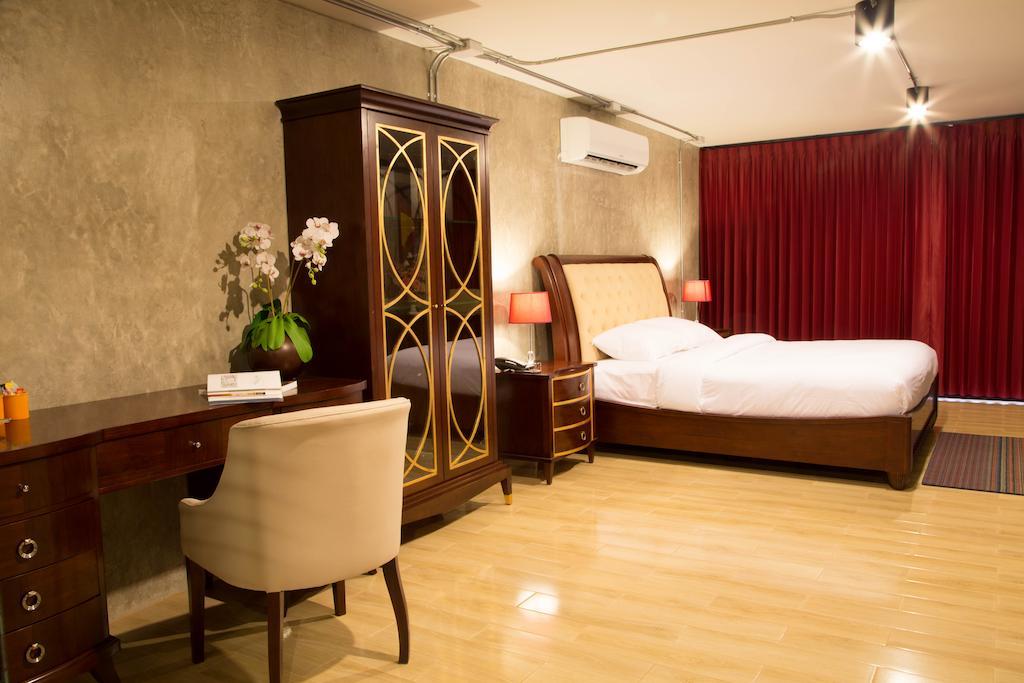 Hotel Prestige Chiang Mai Habitación foto
